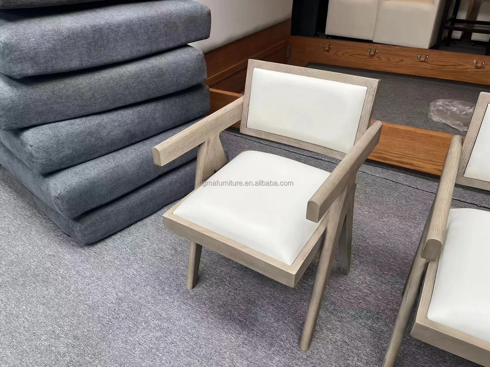dining chairs modern luxury furniture  dining room chairs