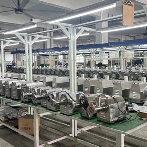 product yk 32w professional italian meat grinder for commercial use high power 1800w stainless steel blade easy clean durable-10