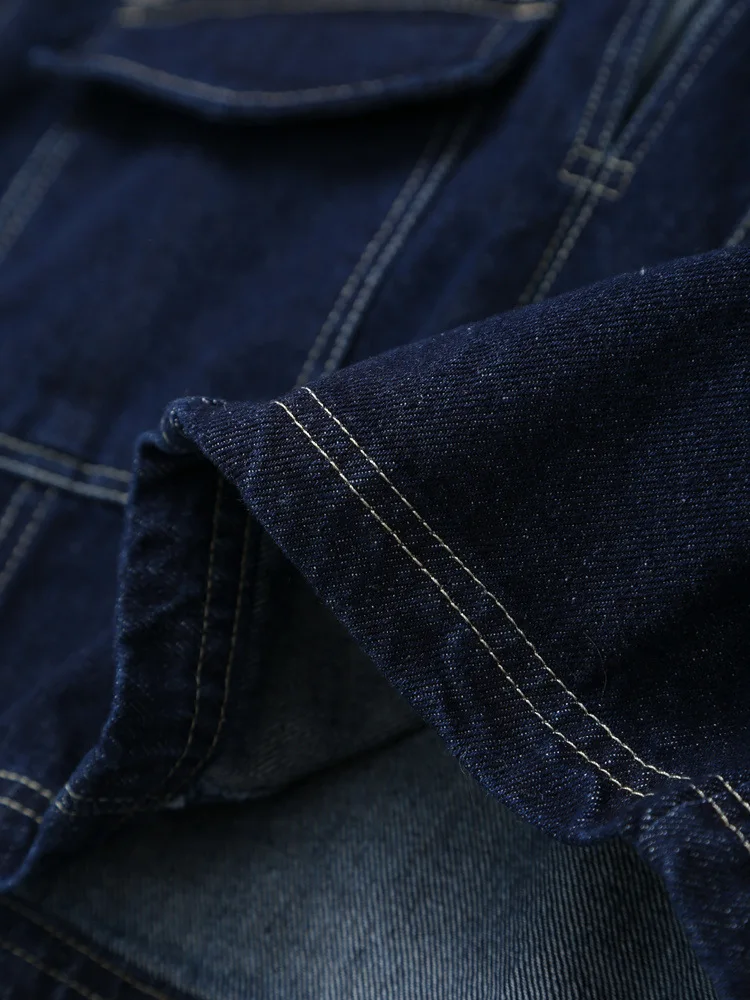 2024 Spring New Women's Turn Down Collar Denim Blue Color Casual Fashion Denim Short Shirt Jacket manufacture