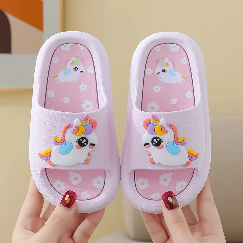2023 New Cute Fashion Children's Slippers for Boys Anti-Slip Soft Bottom Printed Design for Indoor and Outdoor Use supplier