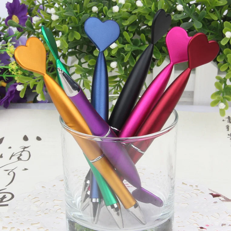 Unionpromo Custom High Quality Custom Heart Shape Plastic Ballpoint Pen Heart Design Pen