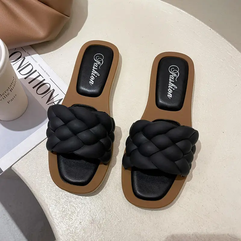2023 new woven casual shoes 36 -40 beach women's sandals flat slippers women Wholesale