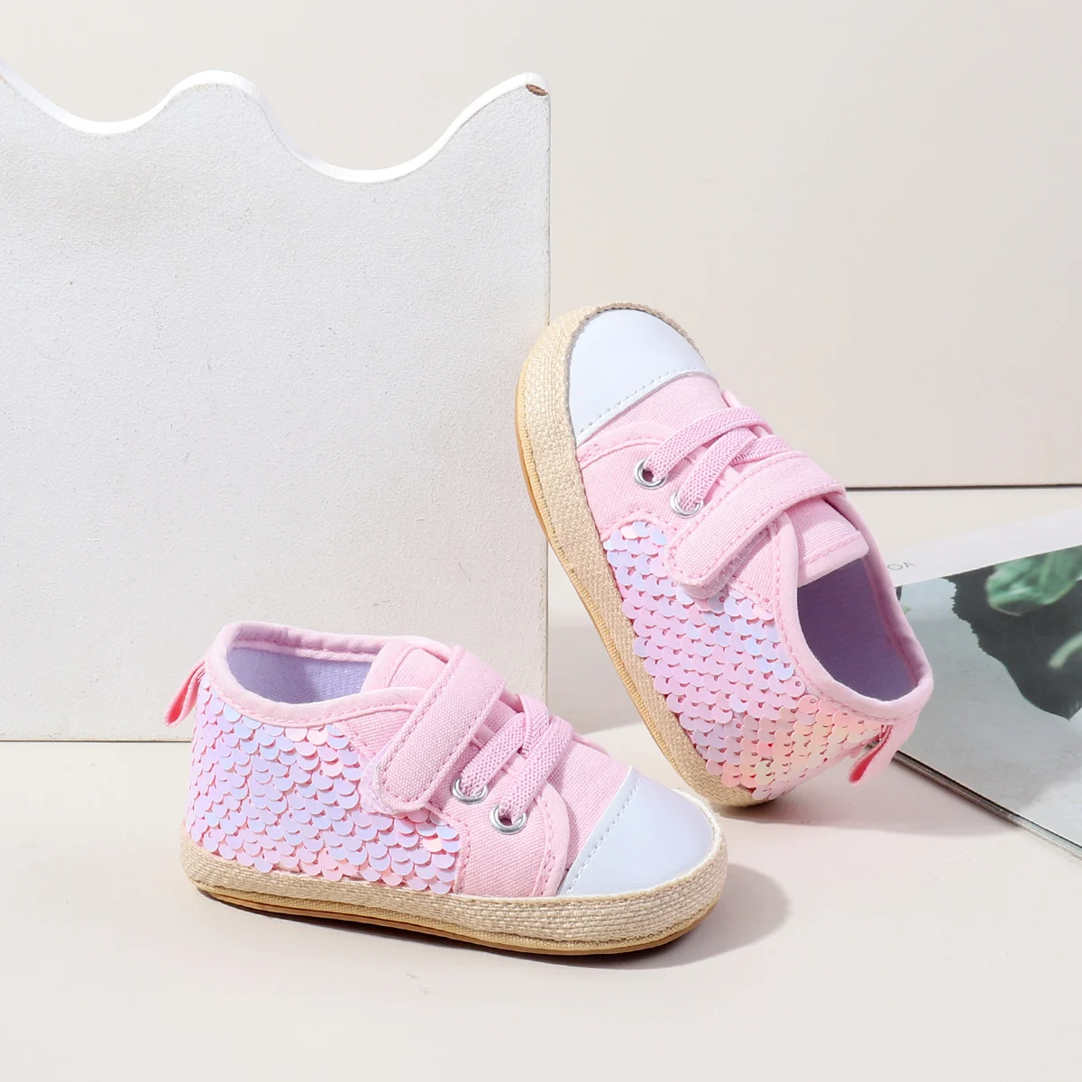 High Quality 2025 Spring Autumn Style Bling Design Casual Girl Shoes Anti-Slip Soled Toddler Walking Shoe manufacture