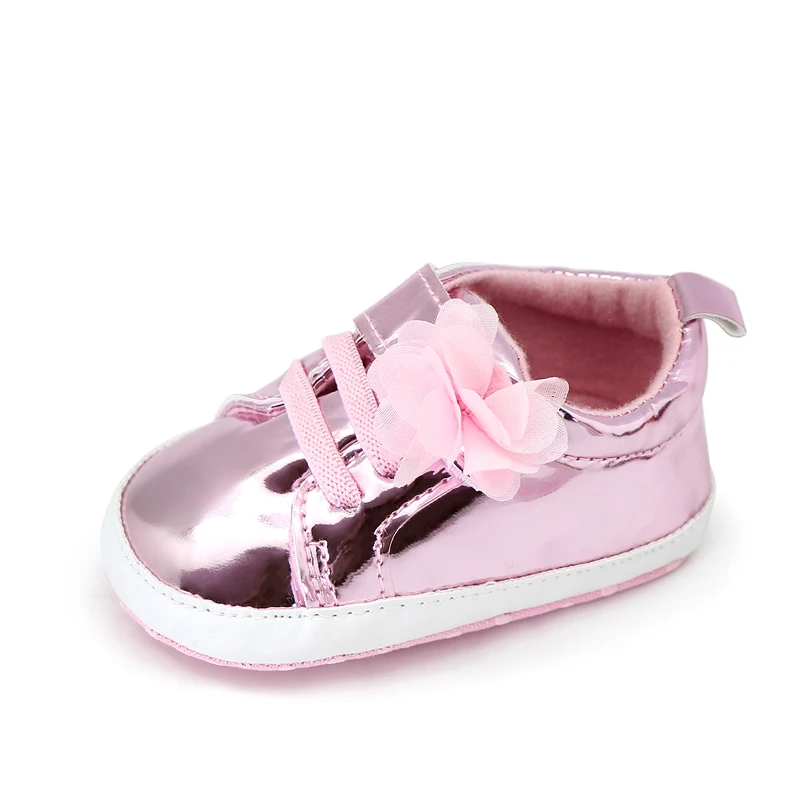 Solid Color Laser Shine Fashion Flower Soft Soled Baby Casual Shoes for Boys and Girls supplier