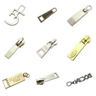 High Plating Made Customized Brand Name Engraved Silver Metal Zipper Pull For Shoe / Hat