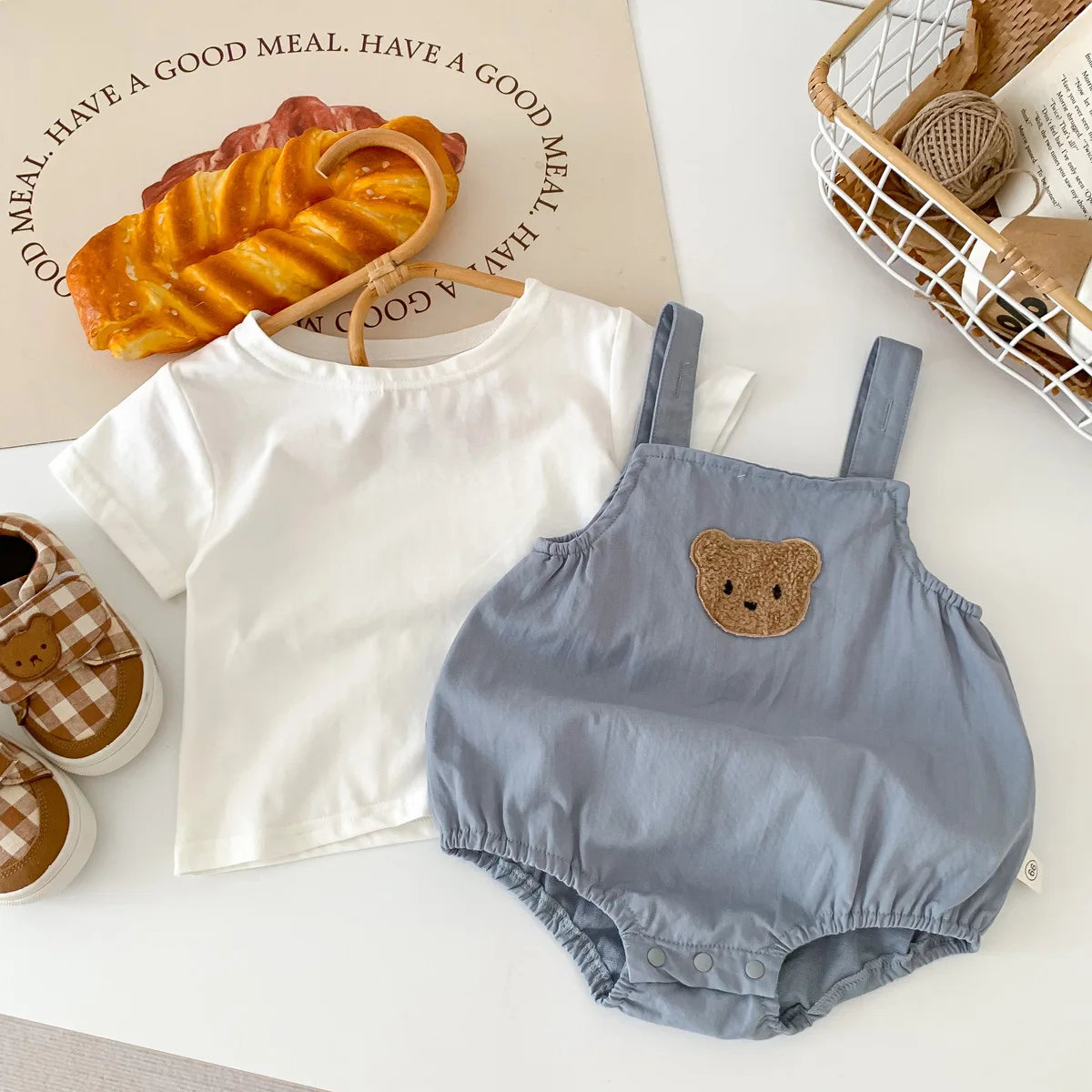 Summer Baby Short Sleeve Suit Baby Boys Girls T-shirt + Bodysuit Two-Piece Cute Bear Suit