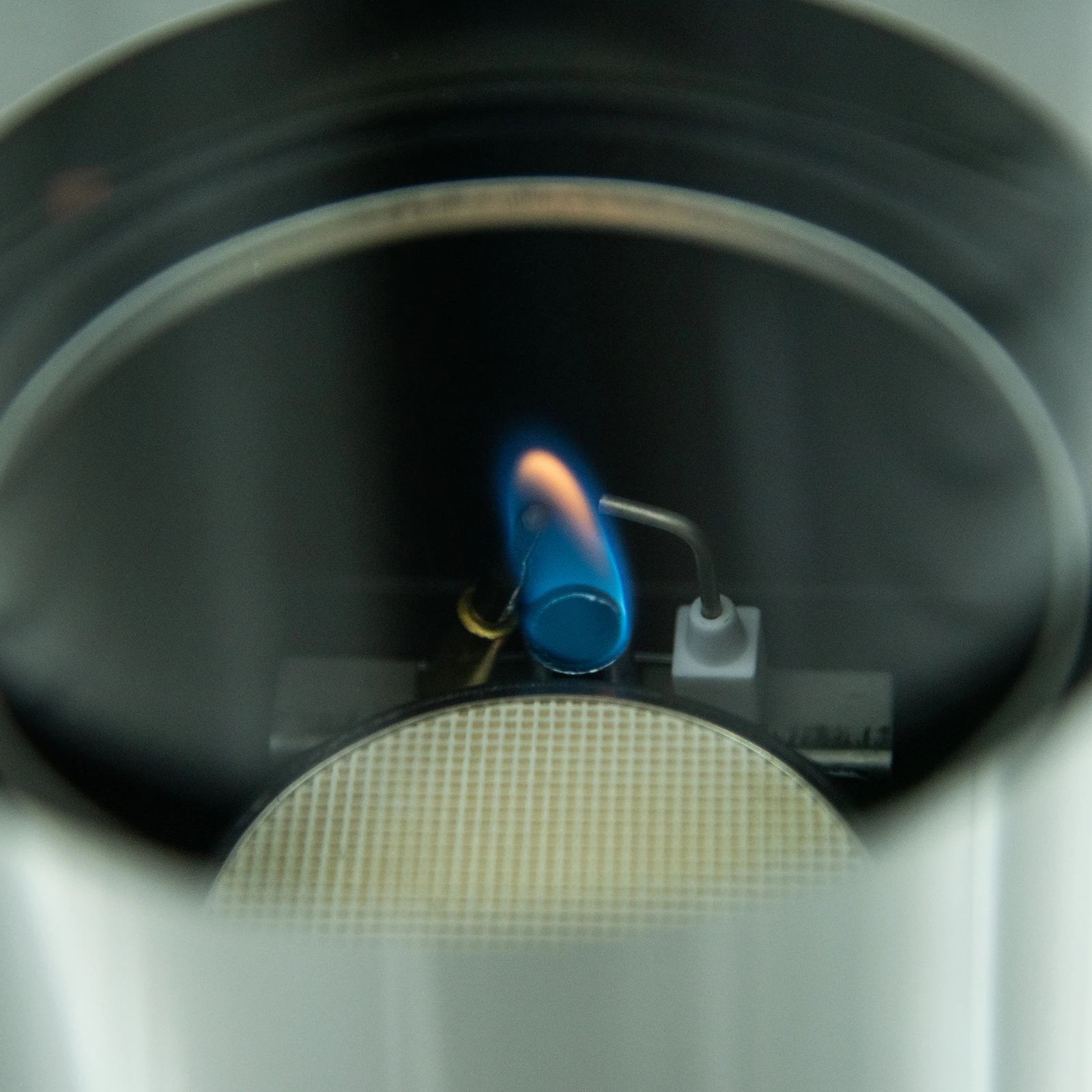 product modern stainless steel iron gas outdoor heater portable mobile thick protective net wheel attached for patio courtyard use-19