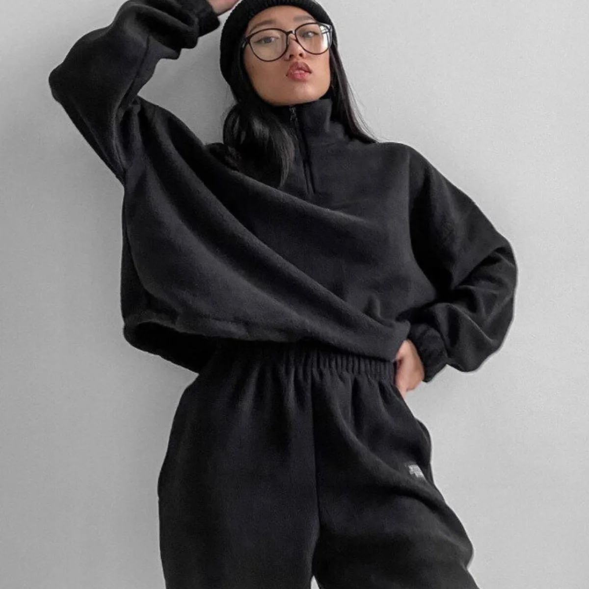 Ying Tang Custom Sexy Casual Polar Fleece Drop Shoulder pullover Sweatshirt Set Sweatsuit Half Zipper For Women OEM/ODM
