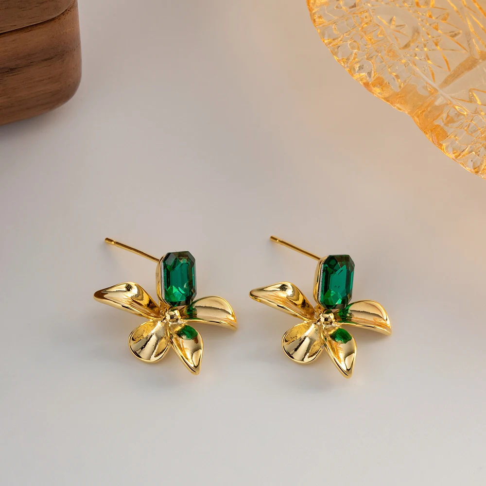 Wholesale Fashion Jewelry 18k Gold Plated Green Synthetic Rhinestone Magnolia Flower Earring For