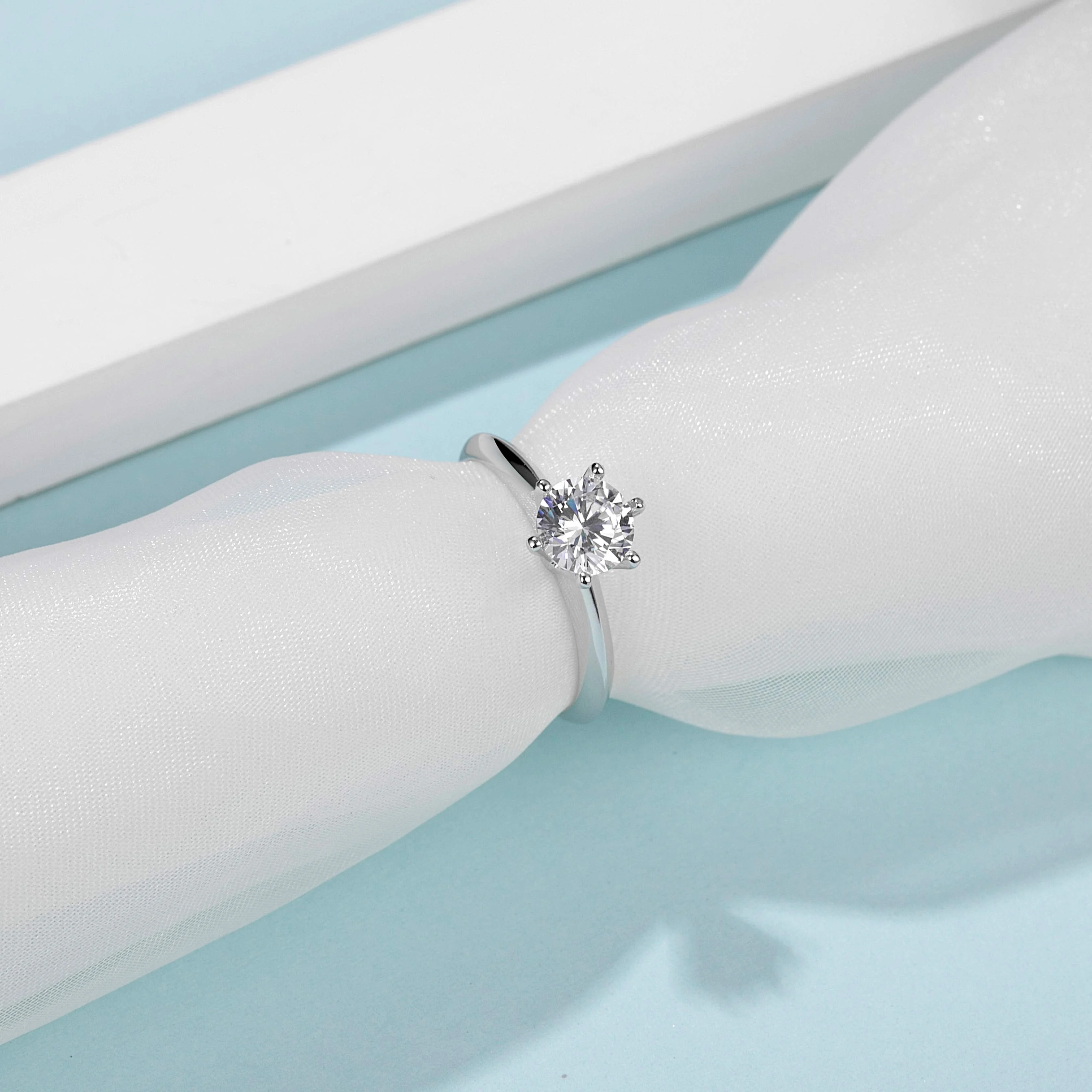 Abiding Jewelry Engagement Moissanite Diamond Jewellery Wholesale 925 Sterling Silver 1 Carat Women Moissanite Ring 10 Hcfdbfa0a02e44de88f94f93d9578dc9aq
