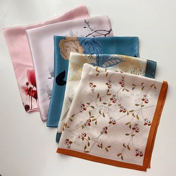 2021 Spring Vintage Luxury Square Scarf Print Floral Customized Pure Silk Scarves Women Accessories Fancy Neck Scarf