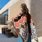 Cape Best Factory Winter Cape Women Special Design Womenswear Cape Coat Winter