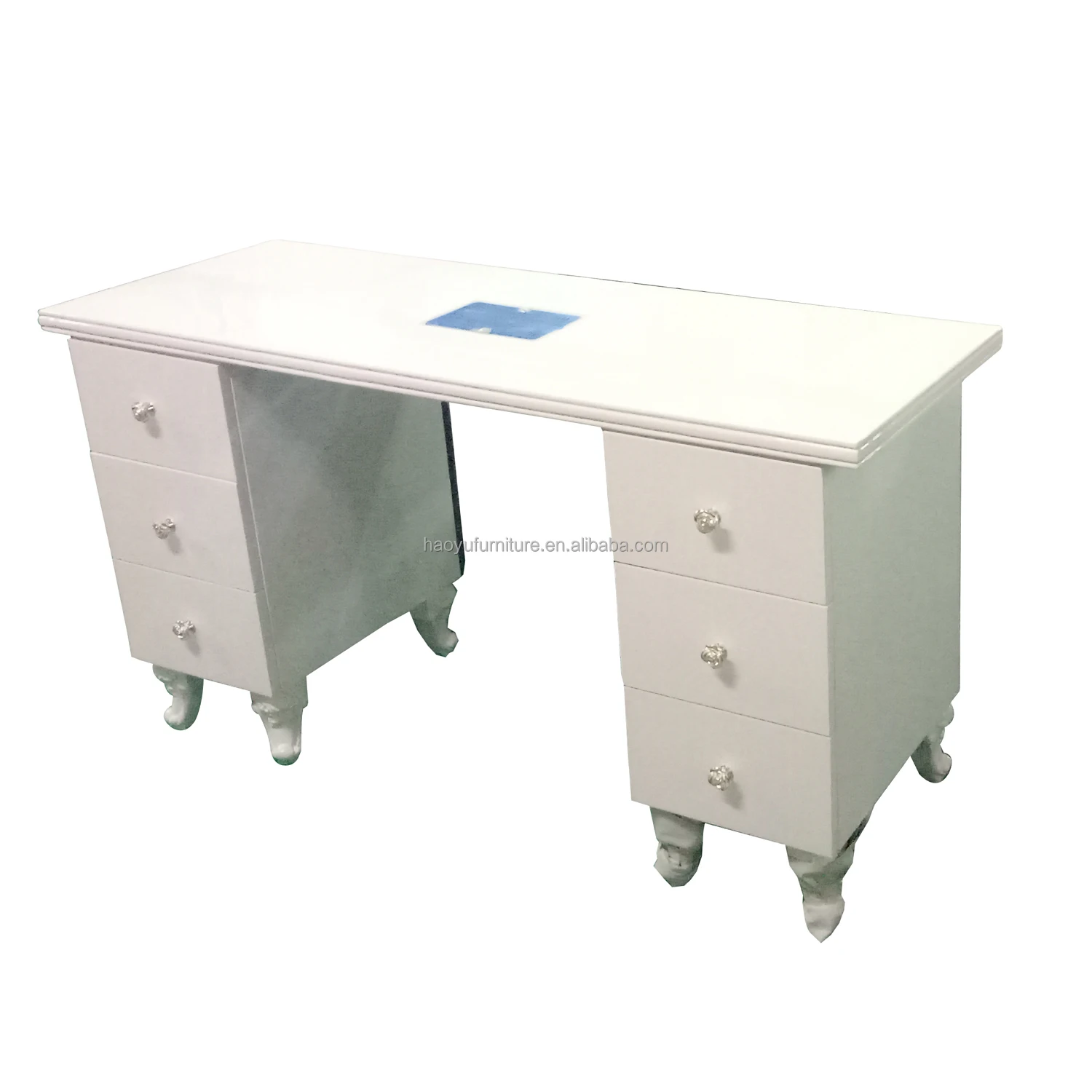 nail table with extractor fan
