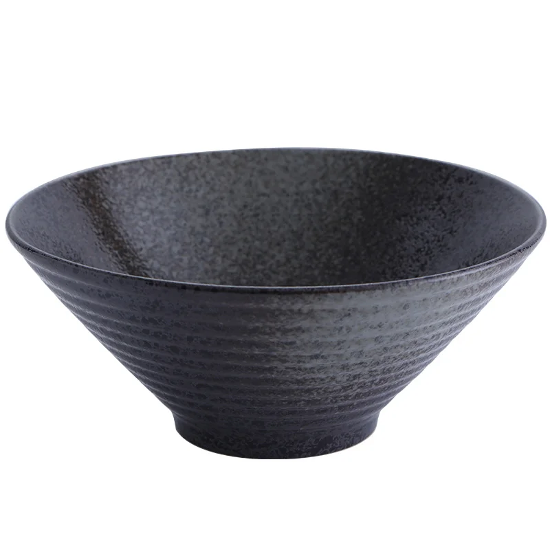 black ceramic ramen bowl