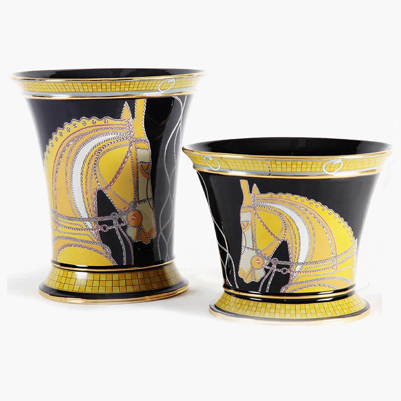 Europe Style House Decoration Horse Decal Black Gold Tabletop Ceramic Vase For Home Decor Luxury