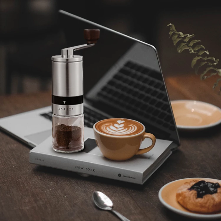In-Stock Portable Manual Hand Burr Coffee Grinder for Car Use