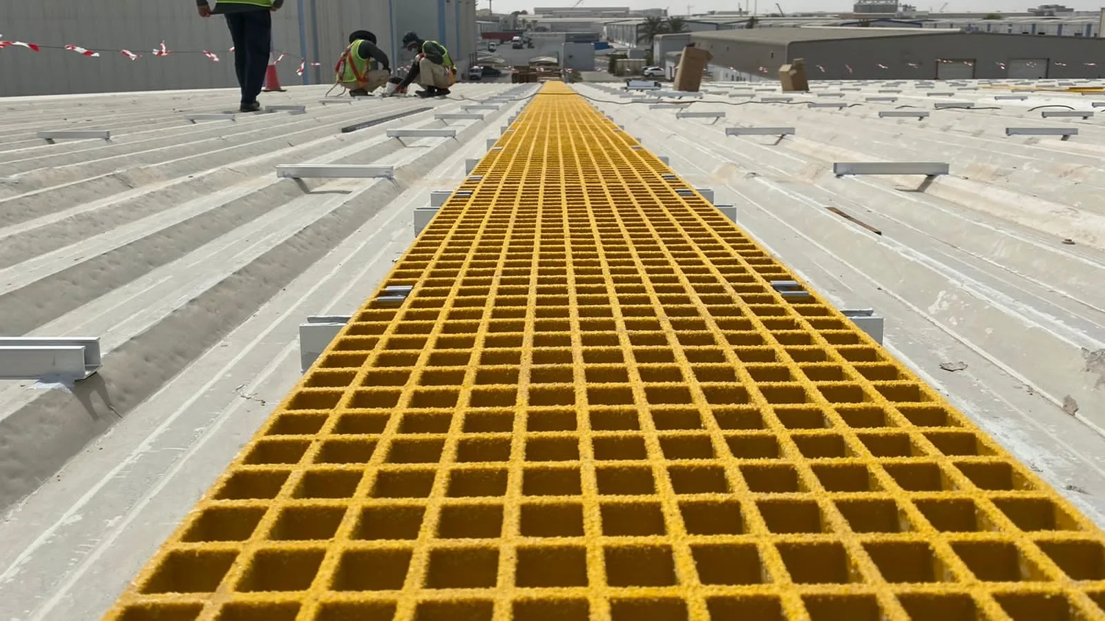 product crocodile mouth toothed skateboard solar fixing walkway slip resistant-8