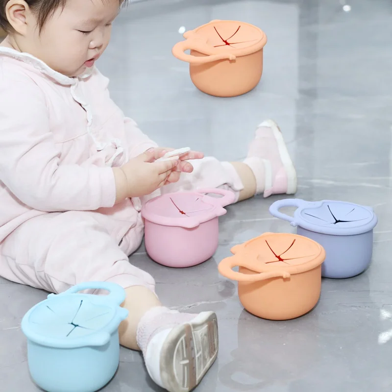 Bpa Free Flexible Collapsible Baby Silicone Snack Cup Anti-Drip Silicone Baby Snack Bowl Tray