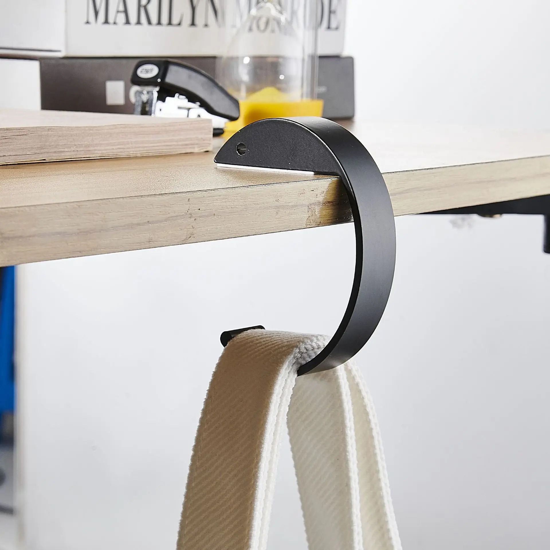New Design Customized Table portable practical hook Student bag hook office desk mobile bag hook artifact desk side