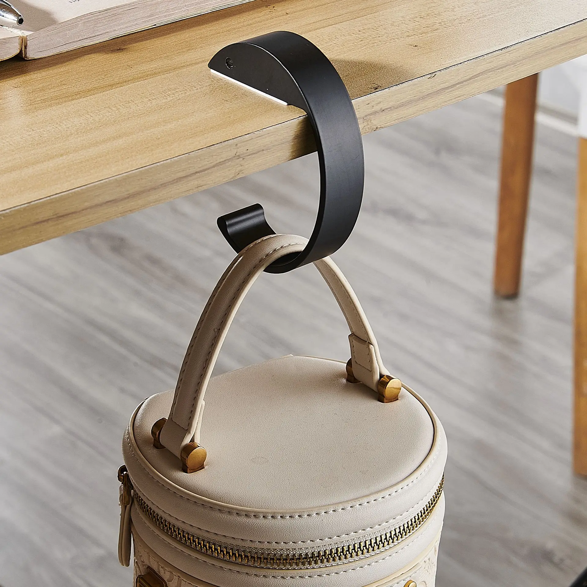 New Design Customized Table portable practical hook Student bag hook office desk mobile bag hook artifact desk side