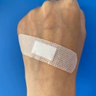 CE Non-woven Fabric Bandaid Disposable Breathable And Water-absorbent Medical