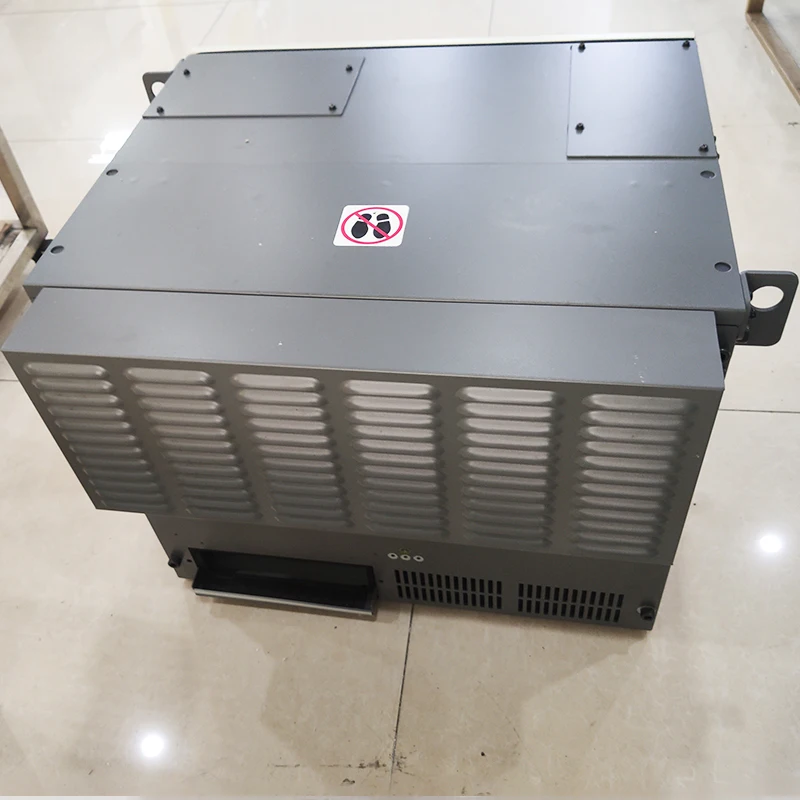 R-30iB A05B-2610-B222 M-710iC Robot Điều Khiển Hệ Thống Fanuc