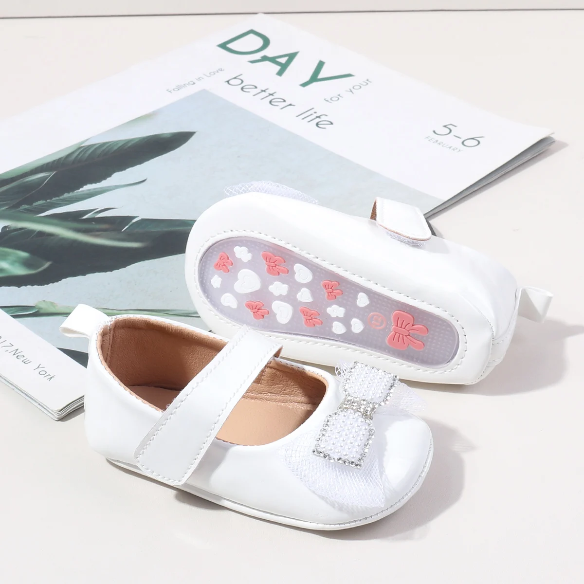 Beautiful Bling Design PU Leather Baby Infant Newborn Girl Princess Shoes 2025 manufacture