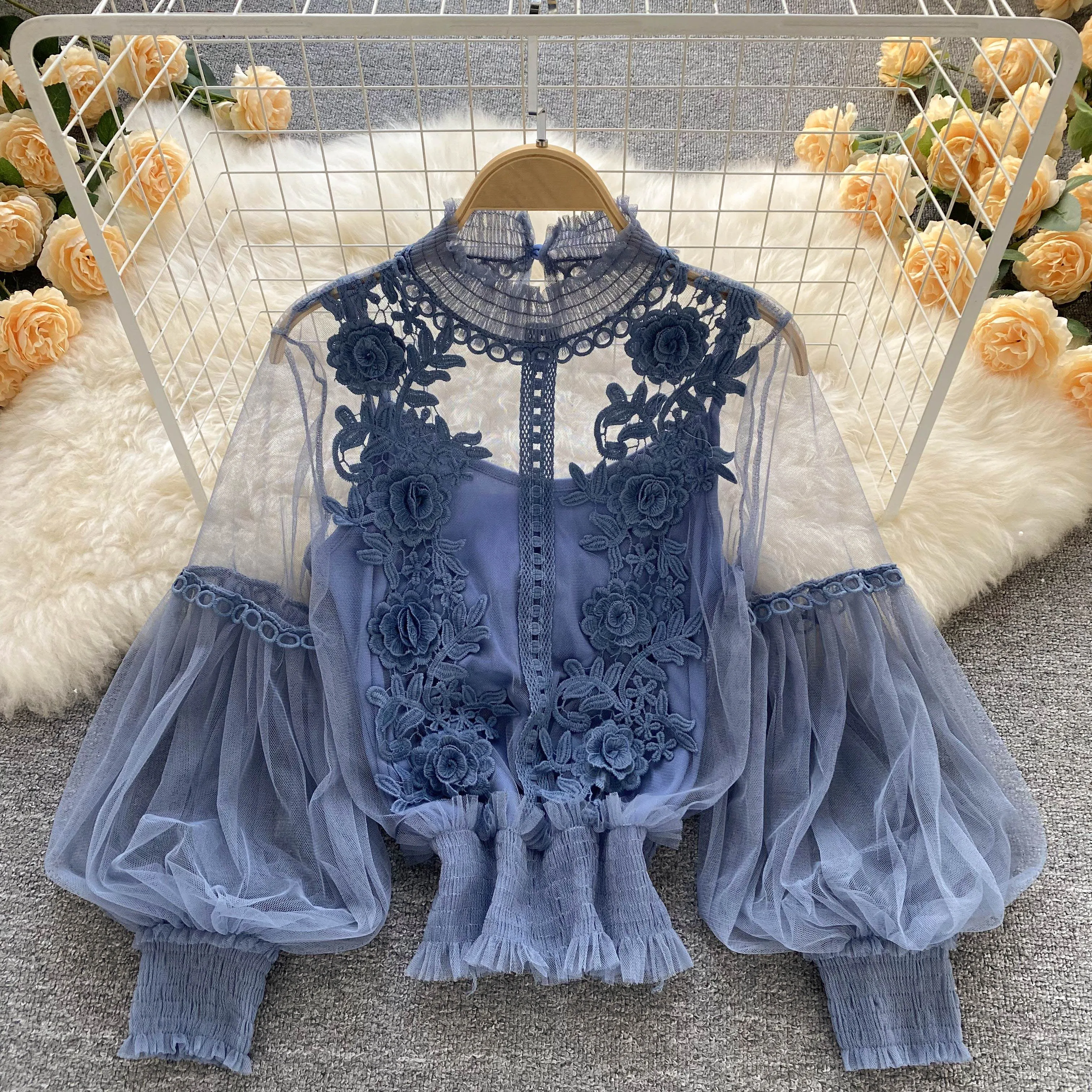 Design three-dimensional flower collage perspective mesh lantern sleeve slim short style tops lace base women blouse