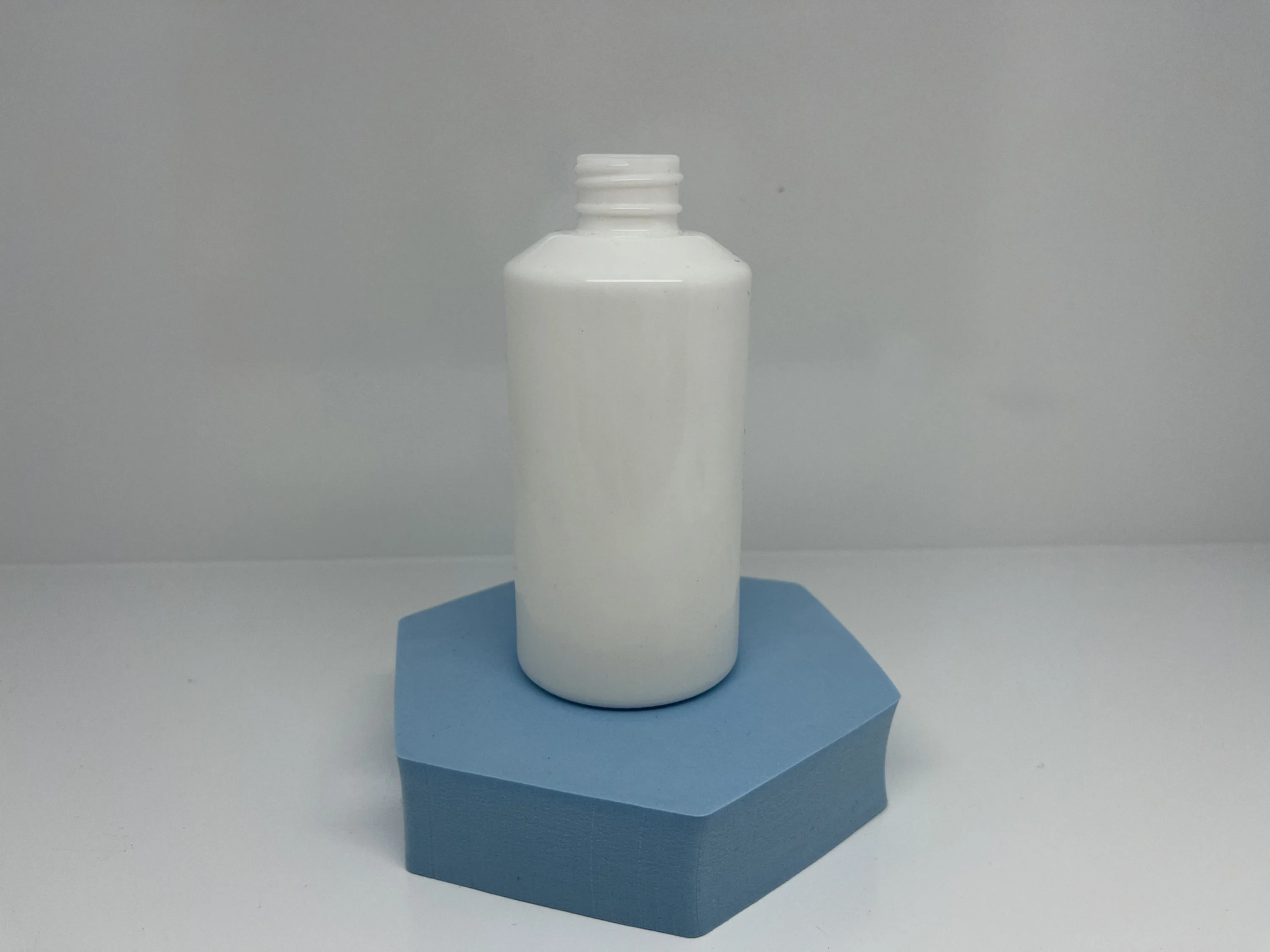 product 120ml  hot sale white porcelain slant shoulder white porcelain essence bottle glass lotion bottle cosmetic packaging bottle-30