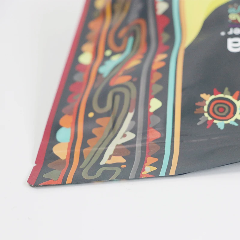 Custom Print Wholesale Colored 3.5g Baggies Aluminized Foil Smell Proof Cookie Plastic Packaging Mylar ZipLock Bags for Food4