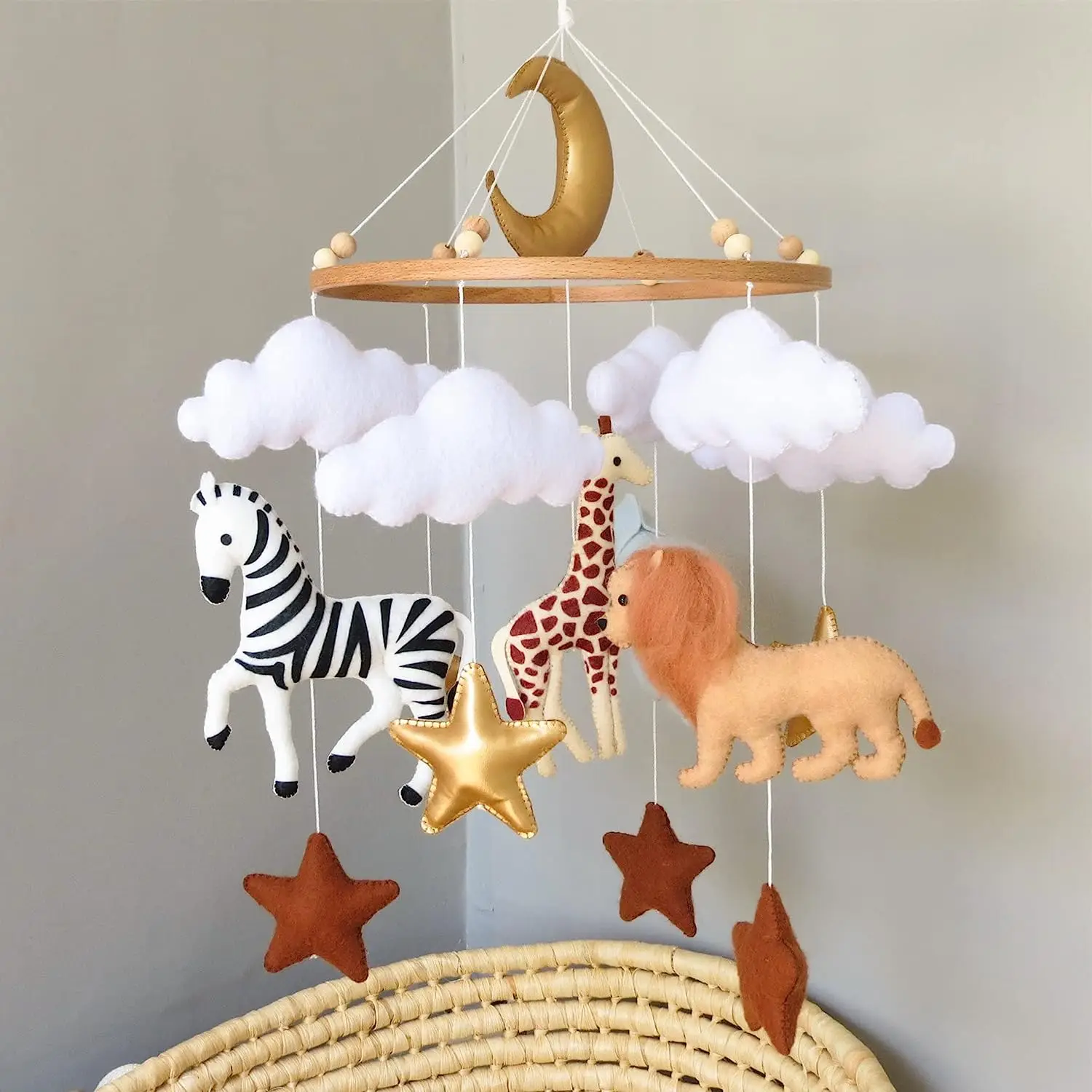 Wholesale Handmade Crib Cot Nursery Baby Mobiles with Stuffed Rainbow Crib Mobile Boho Baby Mobile for Crib Nursery