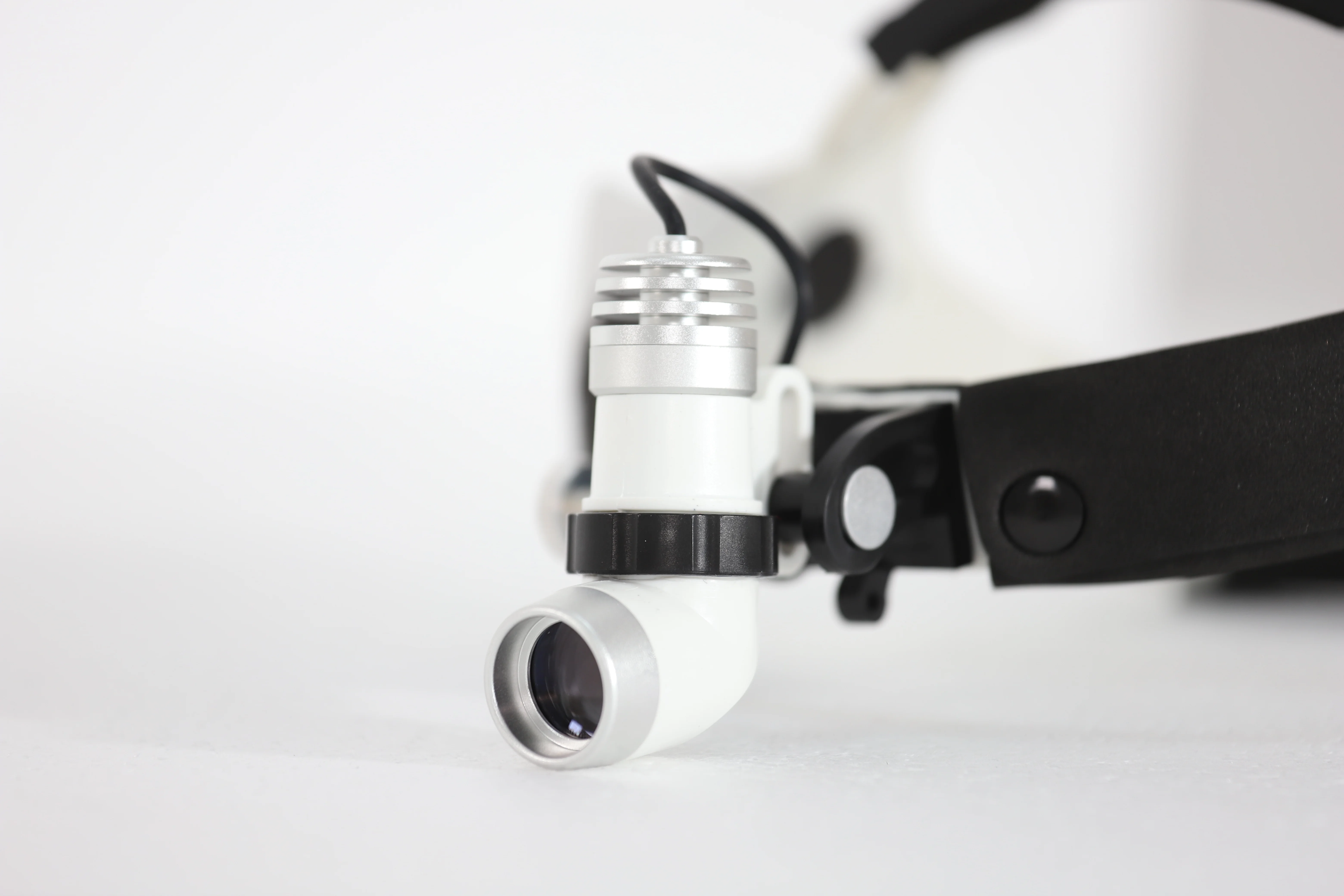 Aeolus Headlight For Animal Operation Lamp Pet Veterinary Headlight Dog