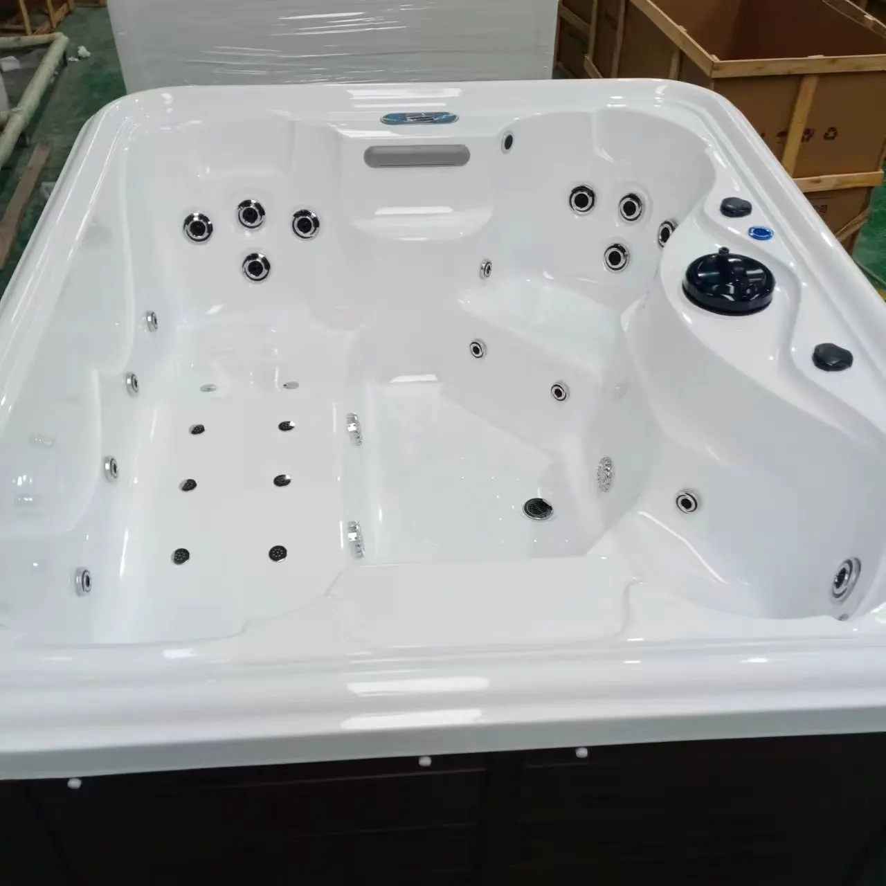 Baiyao Luxury Jakuzi Outdoor For Persons Hot Whirlpool Cost