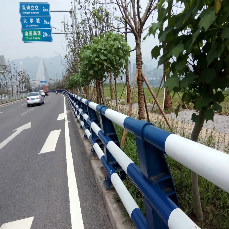 Q235 Steel Plate Pedestrian Guardrail 114/89 Steel Pipe with Anti-Climb Design, Ideal for Public Spaces and Sidewalks details