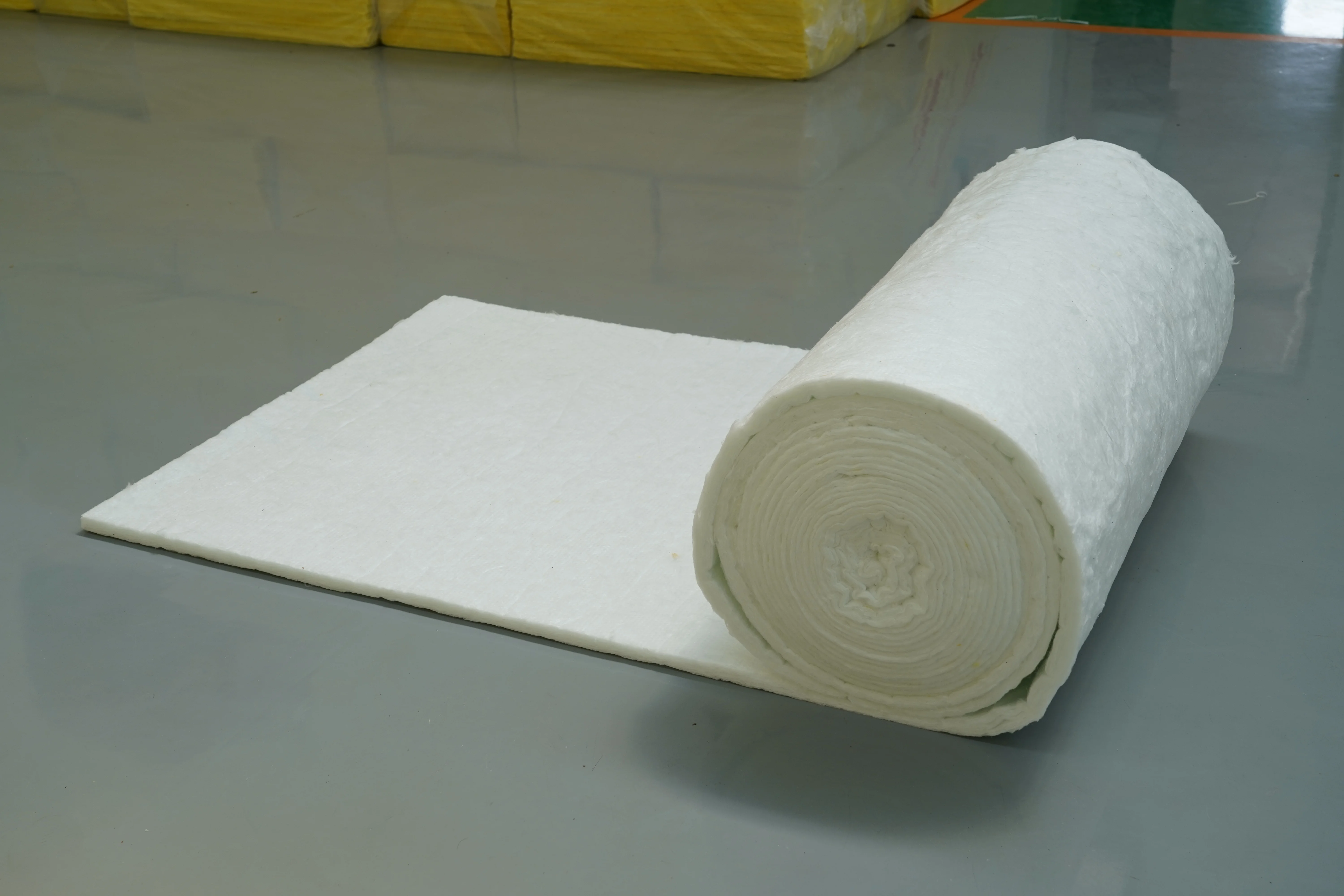 White Color Insulation Fiberglass Wool Blanket For Wall Construction