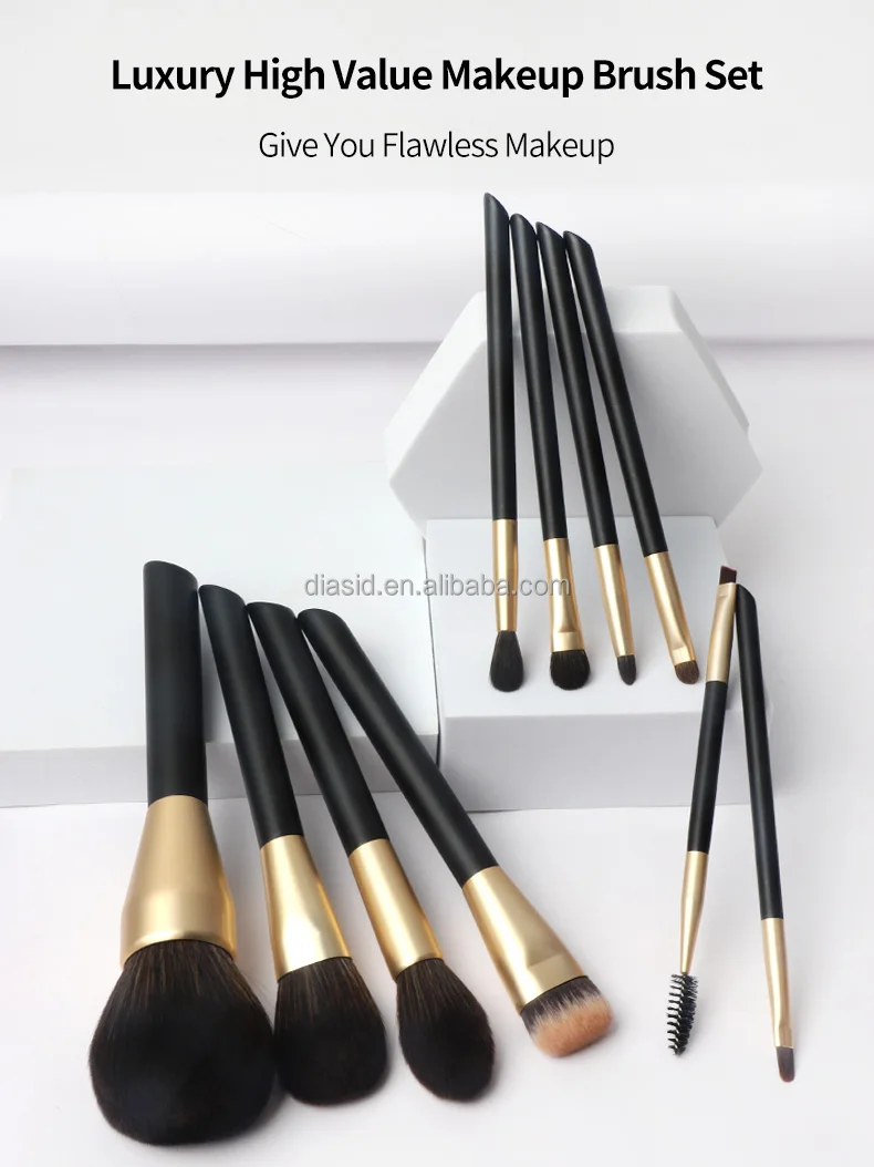 makeup brush (1).jpg