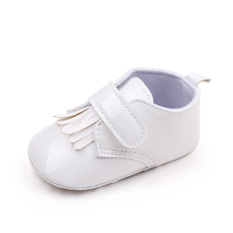Spring & Summer Soft-soled Baby Walking Shoes with Bright Leather Fringe for Girls supplier