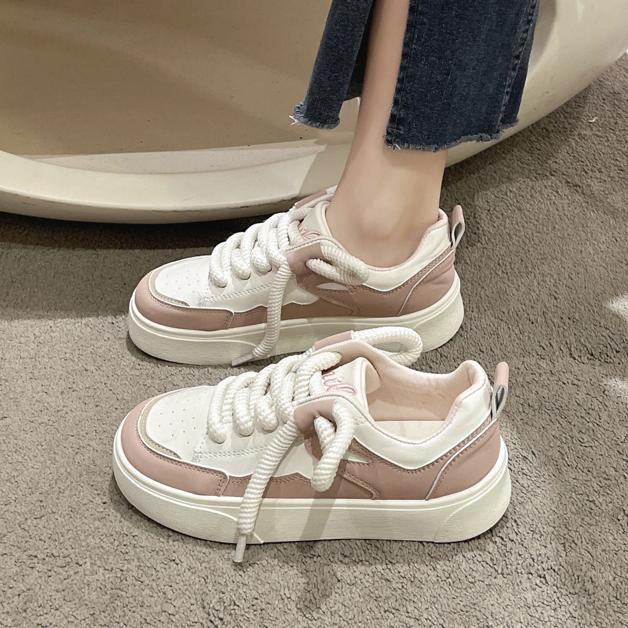 2023 New Spring woman walking style shoes fashion height increasing for woman new styles casual shoe sole sneakers