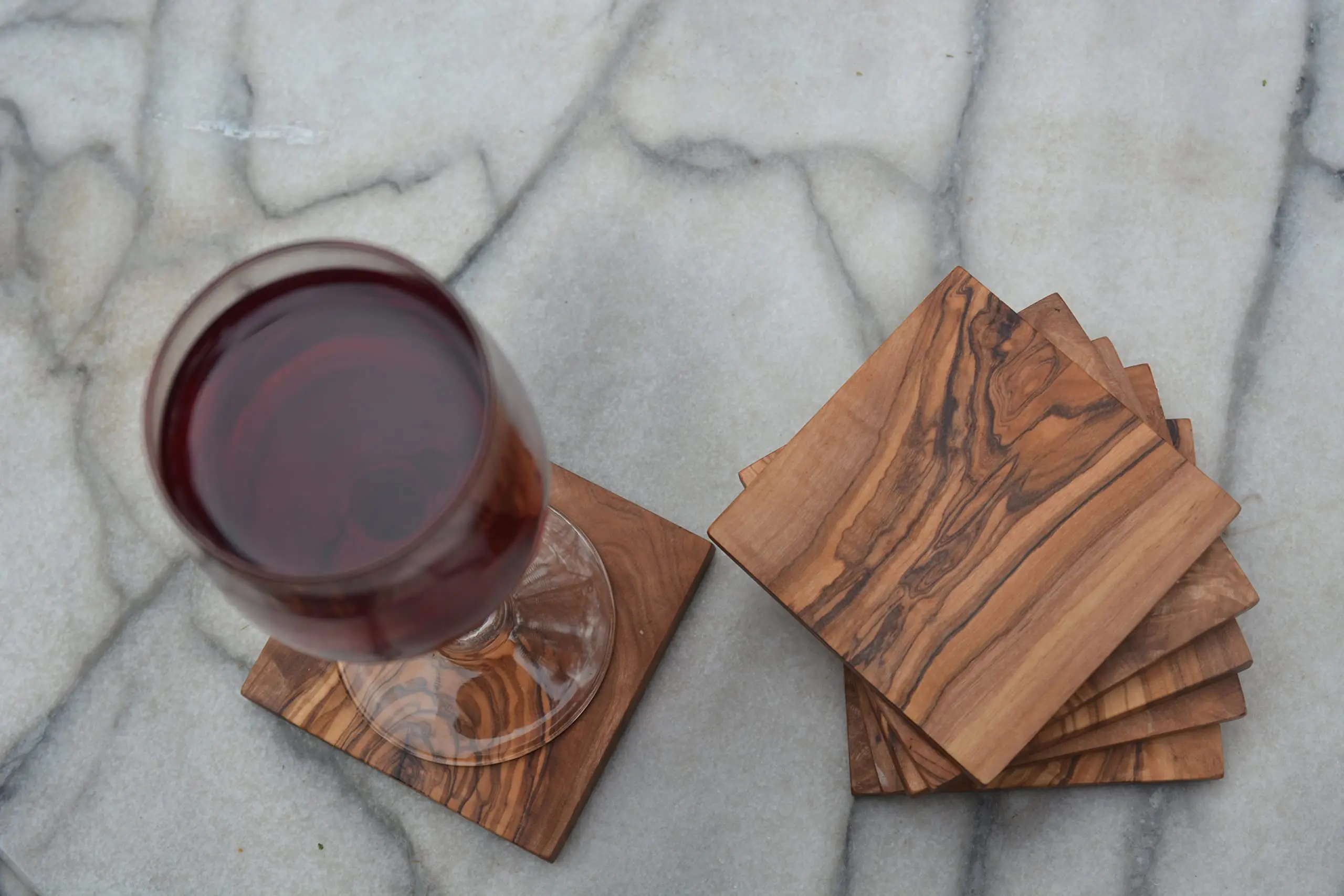 Custom Olive Wood 6pcs Set Coasters for Wooden Table for Office Desk Tabletop Protection Dinning Table