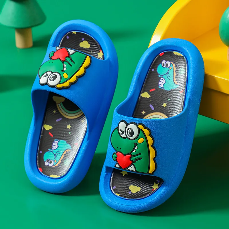 2023 New Cute Fashion Children's Slippers for Boys Anti-Slip Soft Bottom Printed Design for Indoor and Outdoor Use details