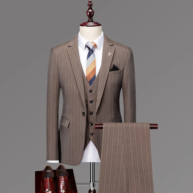Custom Luxury Men's Striped Business Blazers Groom's Wedding Dress 3 Pieces Men's Slim Suits
