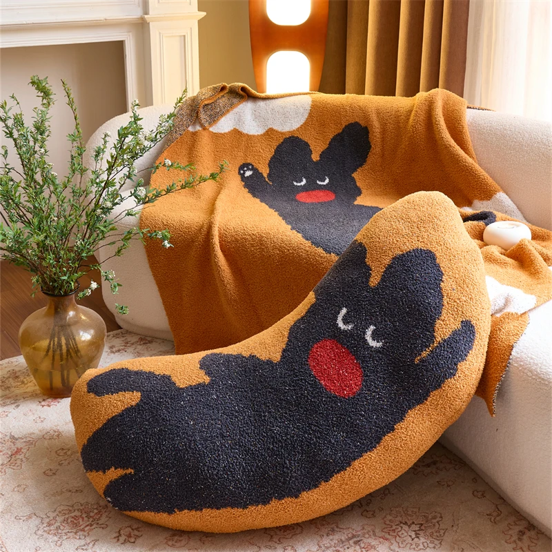 product yiruio 100 polyester cute cat jacquard moon shape knit pillow for home decoration sofa and bedroom blf-63