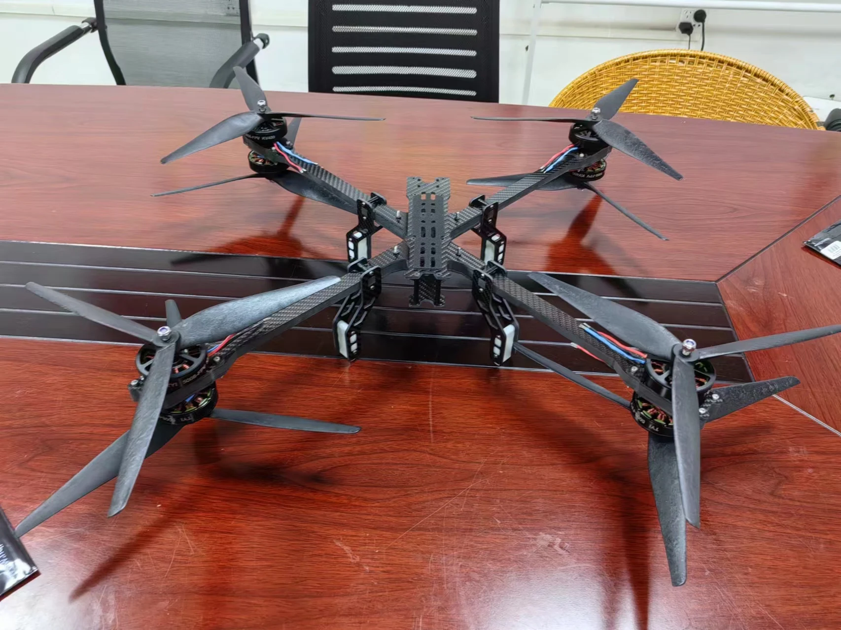 15 Inch FPV Drone 6kg playload 16 minutes flying 1.6W/2w/3w FPV Quadcopter Drone Kit Carbon Fiber UAV FPV Drone details