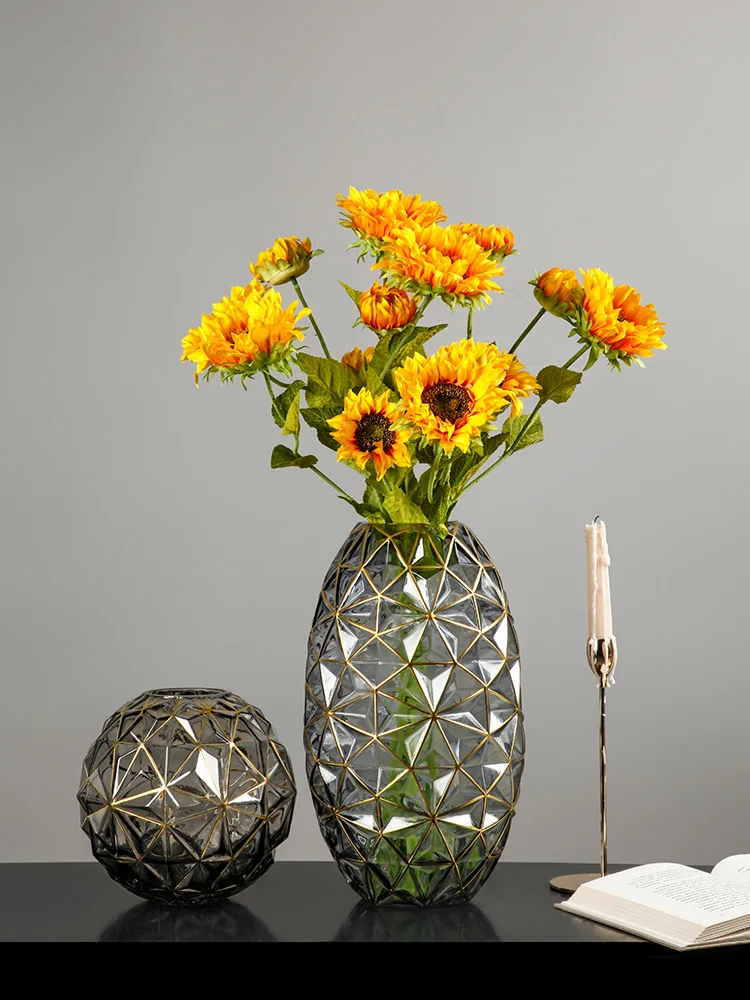 Wholesale Custom Glass Gold Painted Artistic Sense Modern Style Literary Home Decoration Vase