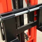Lifter Sensitive Operation Maximum Lifting Height 2500Mm Lifter Hand Pallet Manual Stacker