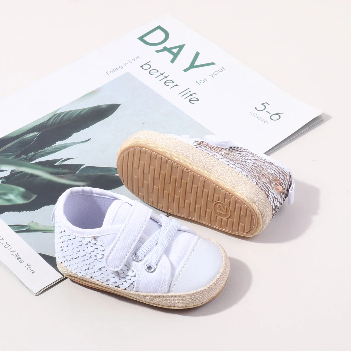High Quality 2025 Spring Autumn Style Bling Design Casual Girl Shoes Anti-Slip Soled Toddler Walking Shoe manufacture