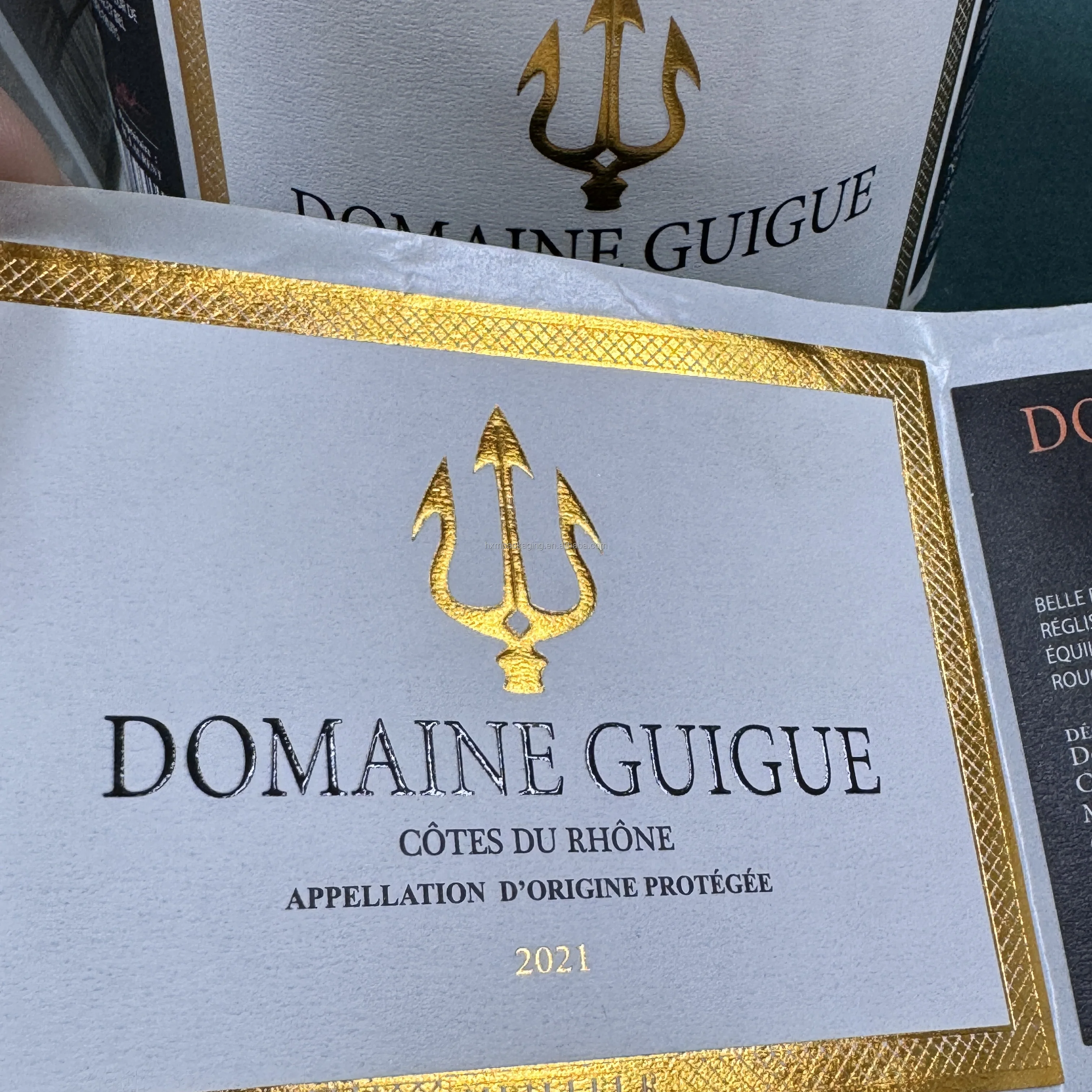 Gold Foil Stamping Custom Stickers Glass Bottle Packaging Waterproof Sticker Roll Labels for Wine supplier