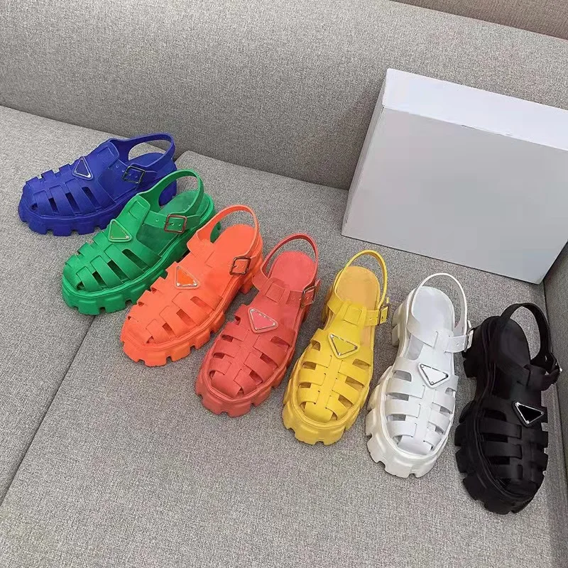 Sandalias de mujer Slip On Zapatos de verano para mujeres Sandalias planas  Mujer Mujer Suave Mujer Chanclas de playa Moda Tejido Sandalias de verano  comprar a buen precio — entrega gratuita, reseñas