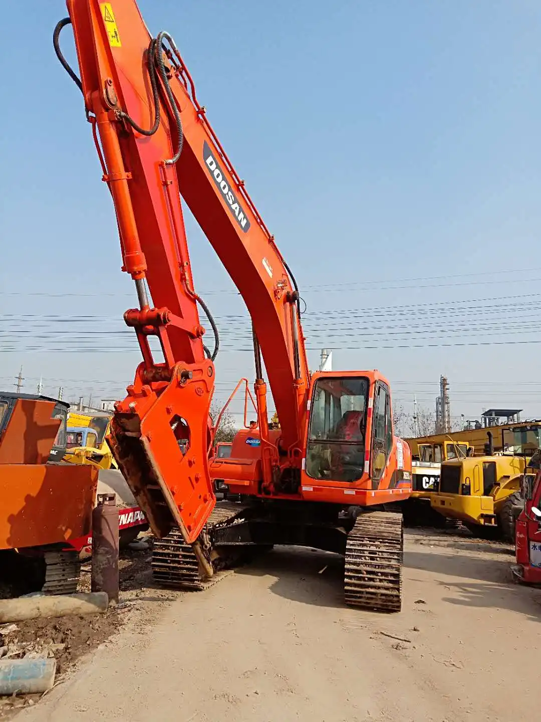 Used Original Doosan Dh220 Excavator In Good Working Condition Doosan