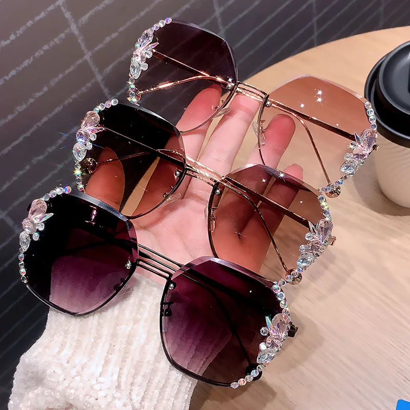 rhinestone lens sunglasses